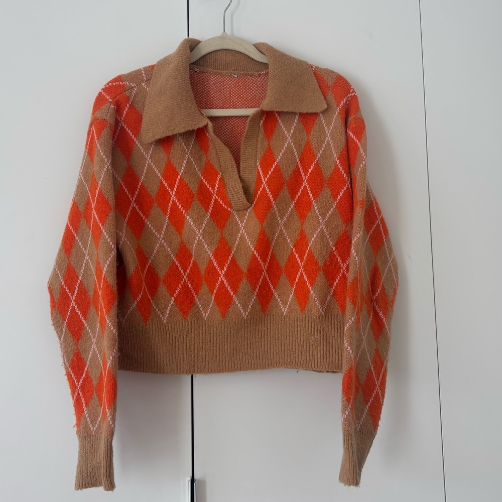Argyle Patterned Sweater - Orange and Tan